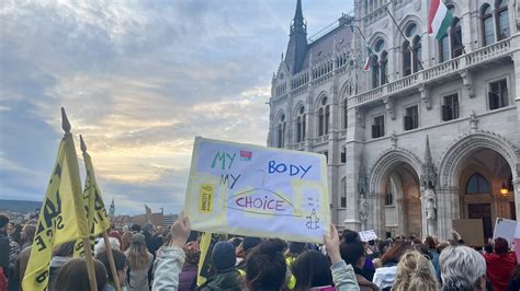 Democracy Digest: Thousands Protest Hungary's Abortion Law Change | Balkan Insight