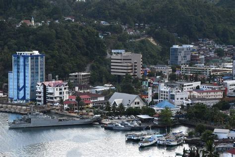 Rumah Sakit di Kota Jayapura Penuh, 109 Pasien Covid Dirawat di Hotel ...