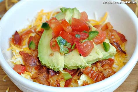 Easy Keto Breakfast Bowl - Dancing Through the Rain