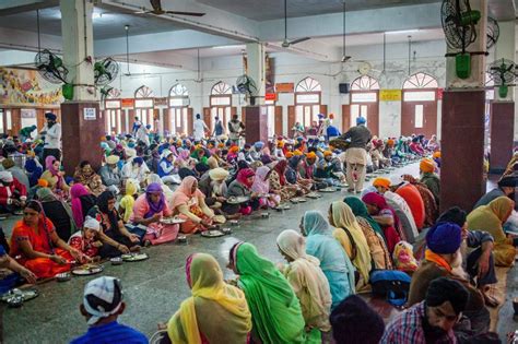 6 reasons that make the Golden Temple langar unlike any other | Condé Nast Traveller India