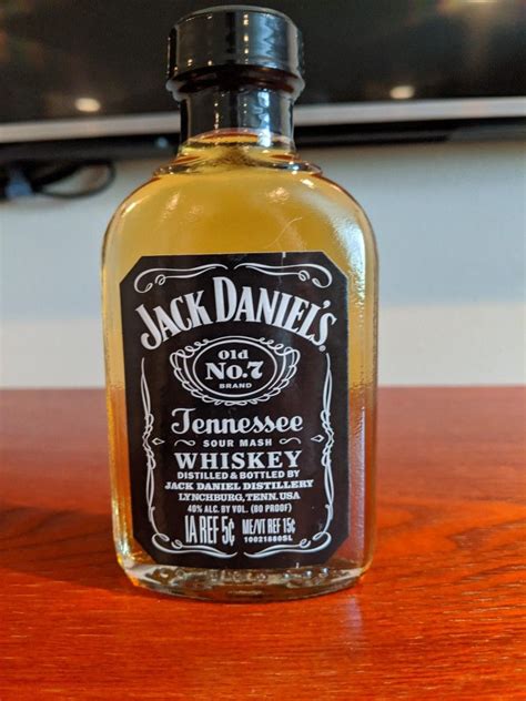 Jack Daniel's Old No 7, mini glass bottle. | Bottle, Mini glass bottles, Jack daniels