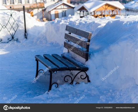 Stylish Bench Snow Ski Resort Winter Sunny Day — Stock Photo © kev4637 ...