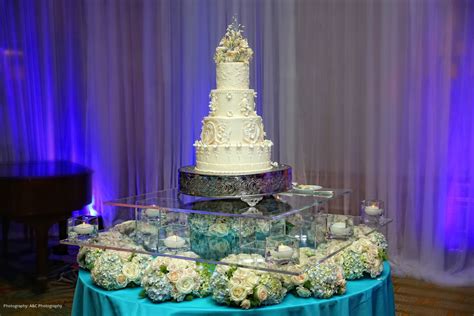 A Tropical Beach Wedding At The Ritz-Carlton, Kapalua in Maui, Hawaii