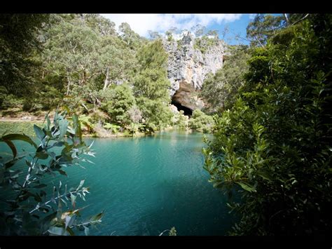 Jenolan caves, Australia ~ Travel Geek