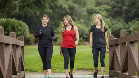 Deporte: El mejor momento del día para salir a caminar: todo son ventajas