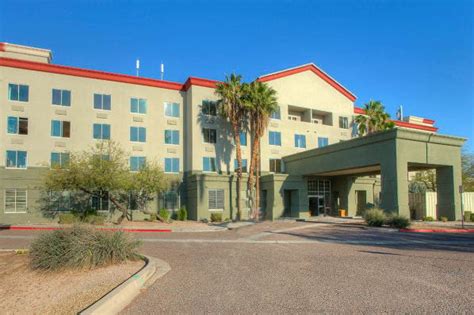 The Best Assisted Living Facilities in Phoenix, AZ | AssistedLiving.org