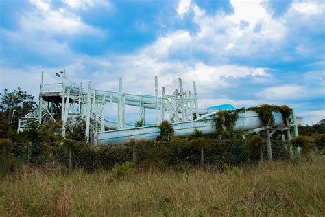 Abandoned Water Park OBX NC : r/AbandonedPorn