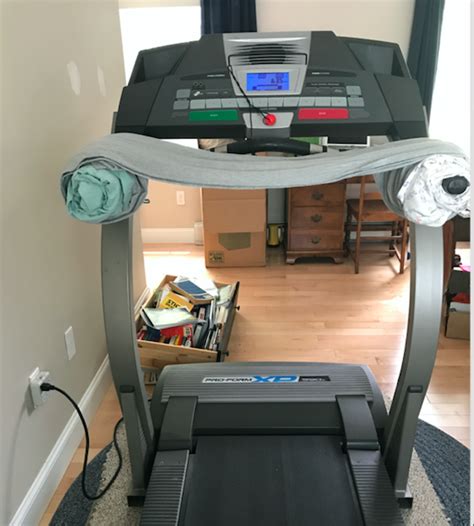 DIY Treadmill Desk in Four Steps (Picture Tutorial) Spin Sucks