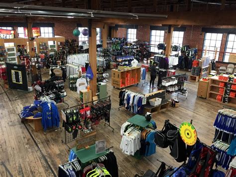 Sports Basement | Shopping in Presidio, San Francisco