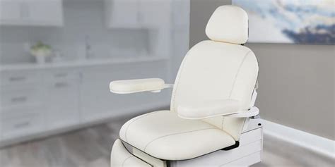 Introducing Living Earth Crafts’ latest innovation; the Tribeca All-in-One Treatment Chair