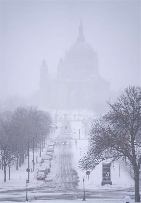 Minneapolis closes schools as city braces for massive winter storm - ABC News