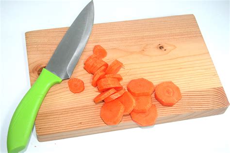 How to Chop Vegetables Very Quickly: 14 Steps (with Pictures)