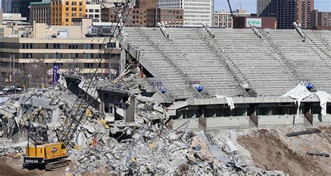 Metrodome demolition moves along | Finance & Commerce