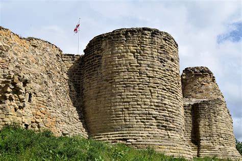 Pontefract Castle - History and Facts | History Hit