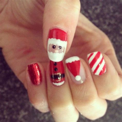 Cute Santa Claus Nail Designs