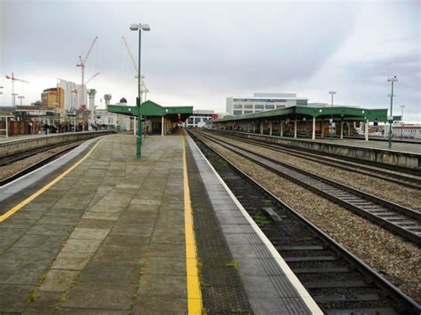 Cardiff Central Railway Station - 40 Photos & 31 Reviews - Train ...