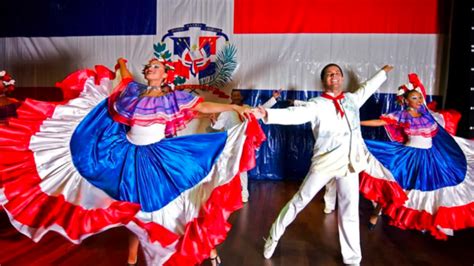 El merengue, el ritmo que marca la Navidad dominicana | La República EC