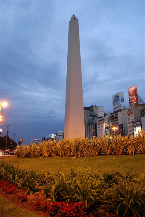 Obelisco Buenos Aires - Como Chegar, Visitar e Hotéis Próximos