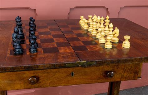 Victorian Walnut Chess Table With Drawer - Antiques Atlas