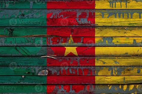 The national flag of Cameroon is painted on uneven boards. Country symbol. 10170071 Stock Photo ...