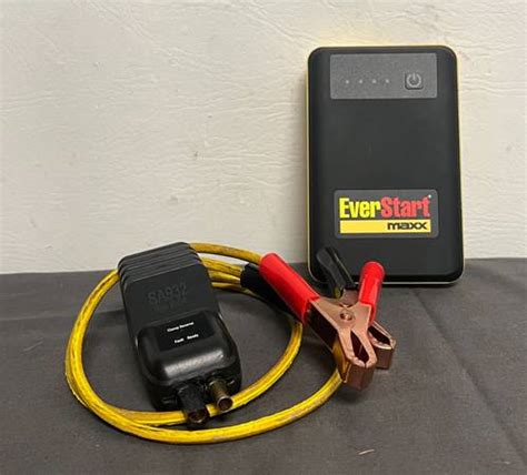 EverStart Maxx Jump Starter/Power Pack 600 Peak Amp Lithium-Ion EL224 $40 | Tools For Sale ...