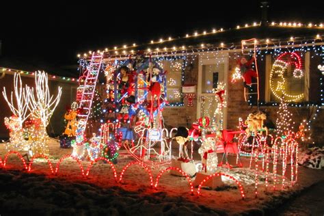 Christmas Lights in London, Ontario 2024-2025 - Rove.me