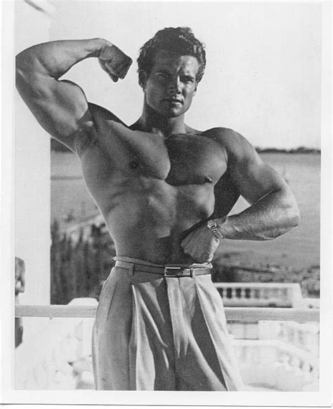 Steve Reeves Famous Bodybuilder - Bodybuilding Guide