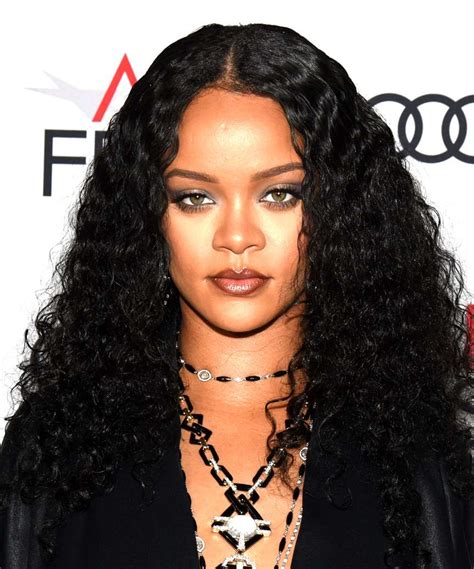 Discover 85+ rihanna new hairstyle 2023 best - in.eteachers