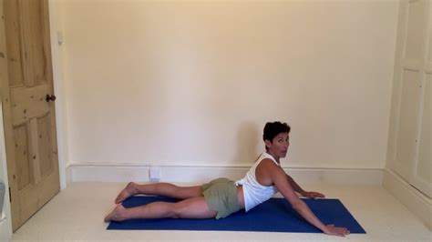 Pilates routine for sciatica sufferers - YouTube