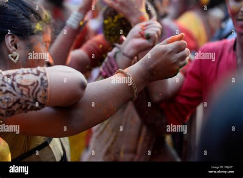 Kolkata, India. 15th Mar, 2016. Students enjoy playing abir ...