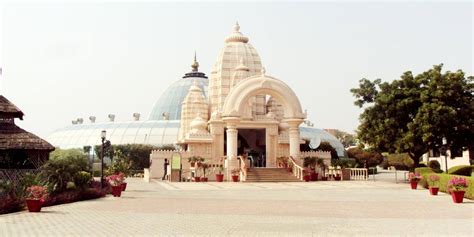 Vrindavan Chandrodaya Mandir (Timings, History, Entry Fee, Images ...