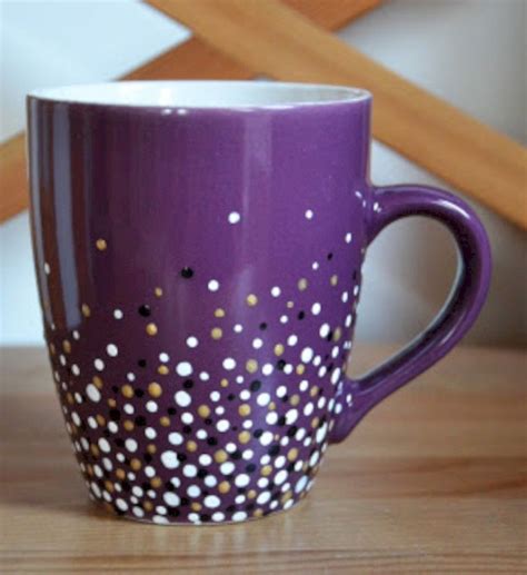 42 DIY Painted Porcelains to Decorate Your Home ~ GODIYGO.COM | Ceramic painting, Pottery, Diy mugs