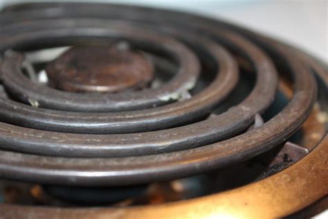 5 Reasons Why You Should Avoid Fixing Kitchen Aid Stove On Your Own And Hire Professionals ...