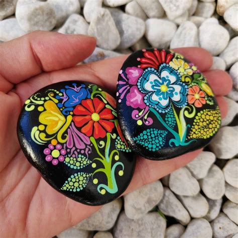 Set of 2 flower painted stones folk art flowers flowers with | Etsy ...