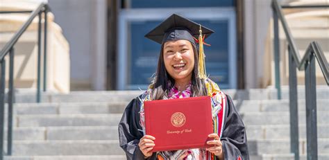 Graduation/Convocation - College of Social Work - The University of Utah