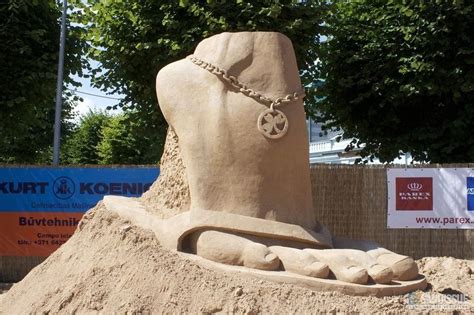 sandissue.com | Sand art, Sand sculptures, Magic sand