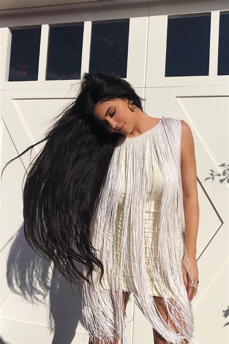 Kylie Jenner Debuts The Perfect Accessory: Super Long Extensions ...