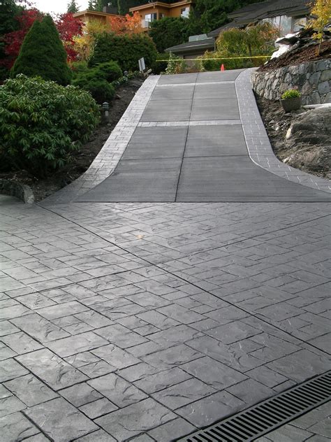 Related image | Concrete patio designs, Driveway landscaping, Driveway ...