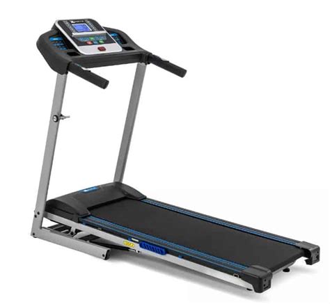 5 Best Treadmills with TV Screens (2023): Binge Y Workouts!