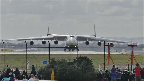 Antonov An-225 Mriya landing at Perth Western Australia - YouTube