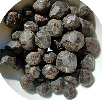 1 lb dark red Garnet untumbled stones - Koshas