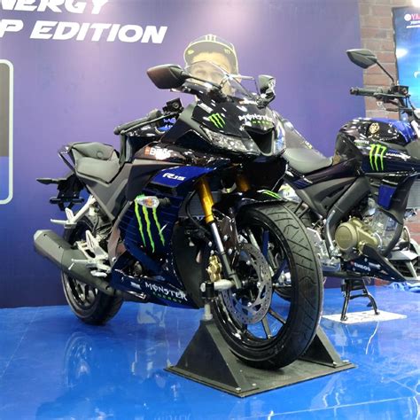 Yamaha YZF-R15 V3.0 Monster Energy Yamaha MotoGP Edition unveiled [Video]