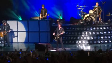 Green Day - "Boulevard of Broken Dreams" (Live in San Diego 9-13-17 ...