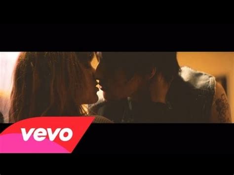 Taylor Swift Releases Music Video for "I Knew You Were Trouble" - The ...