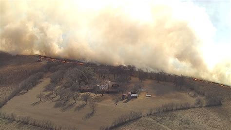 Brush fires scorch hundreds of acres in North Texas | FOX 4 Dallas-Fort Worth