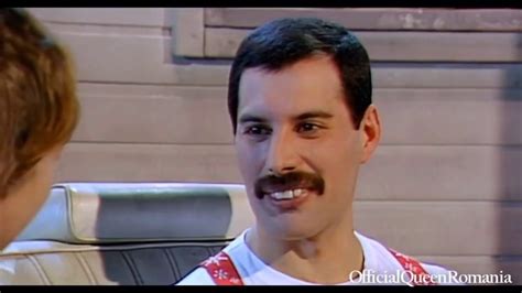 FREDDIE MERCURY FUNNY MOMENTS ! | Freddie mercury, Funny moments, In ...