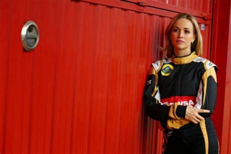 5 Stories of Women in Formula 1 | Modern Female F1 Drivers