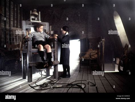 THE ADDAMS FAMILY, Jimmy Workman, Christina Ricci, 1991 Stock Photo - Alamy