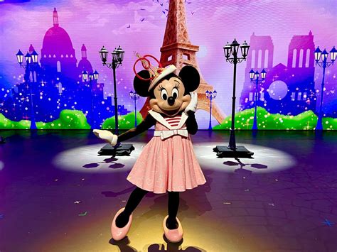 Minnie Mouse Meet & Greet Returns to Disneyland Paris