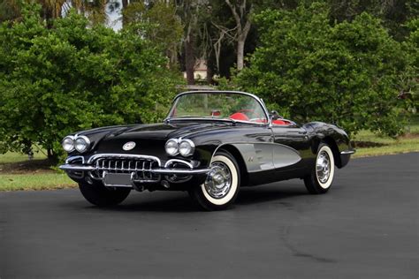 1960 Chevrolet Corvette Convertible for Sale at Auction - Mecum Auctions